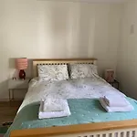 The Lodge-cozy And Serene Holiday home *