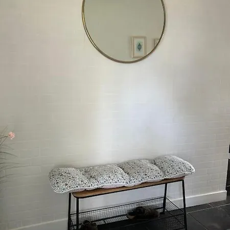 Holiday home The Lodge-cozy And Serene *