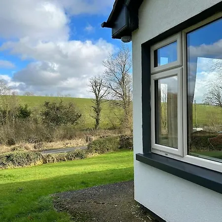 The Lodge-cozy And Serene Cavan