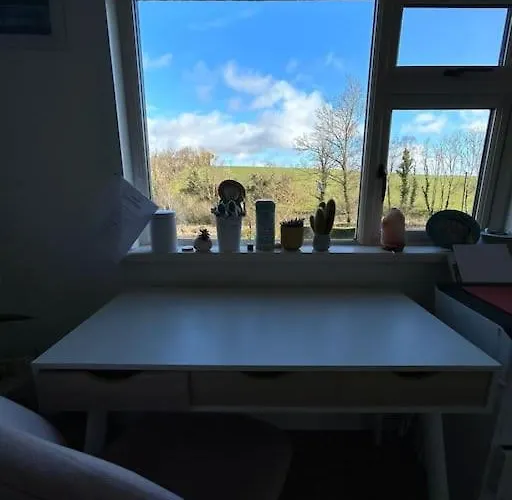 The Lodge-cozy And Serene *